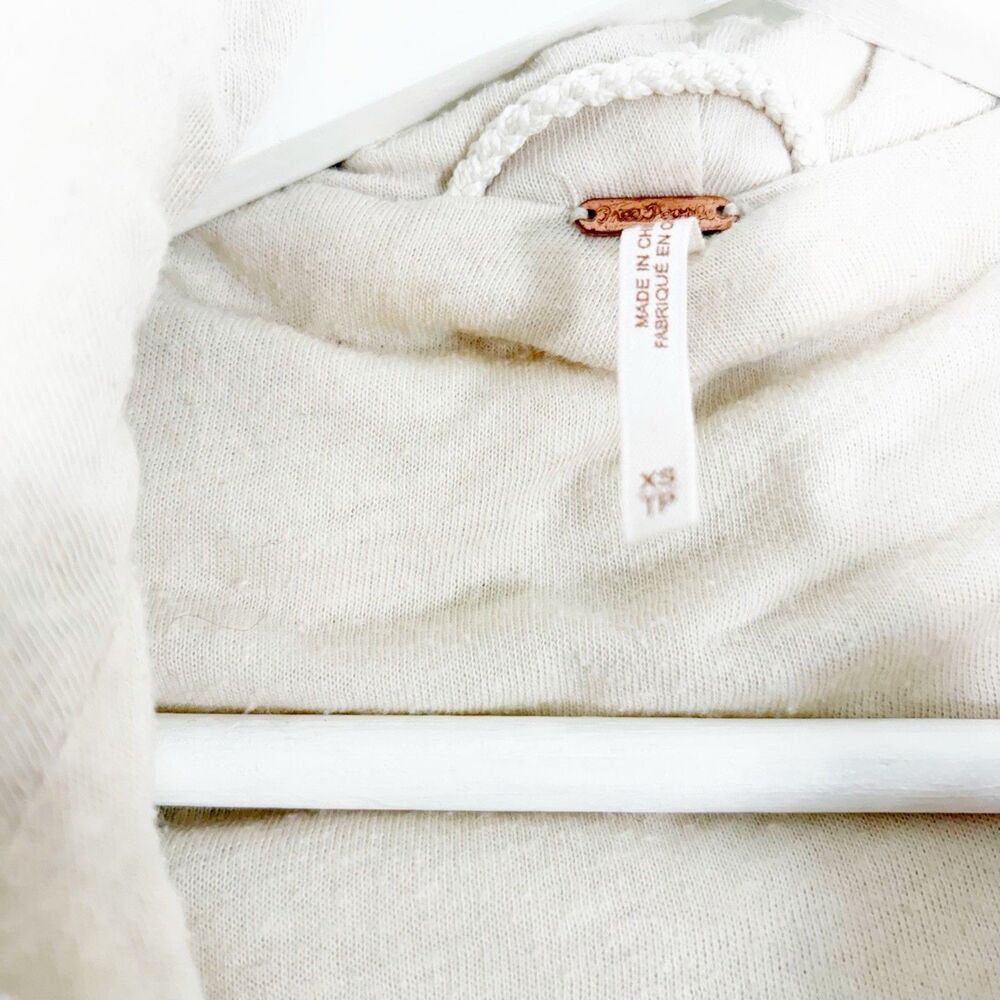 Free People Jacket Ivory Once Upon a Hooded Fuzzy Long Sleeve Hook Closure Sz XS - Picture 7 of 13